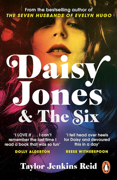 Daisy Jones and The Six (Paperback)