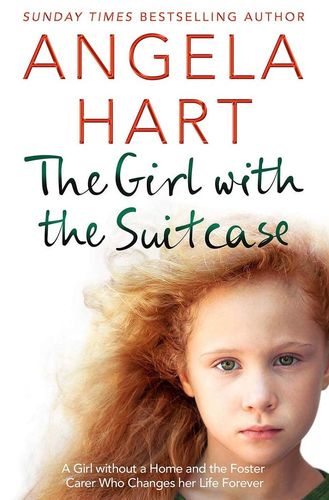 The Girl With The Suitcase (Paperback)